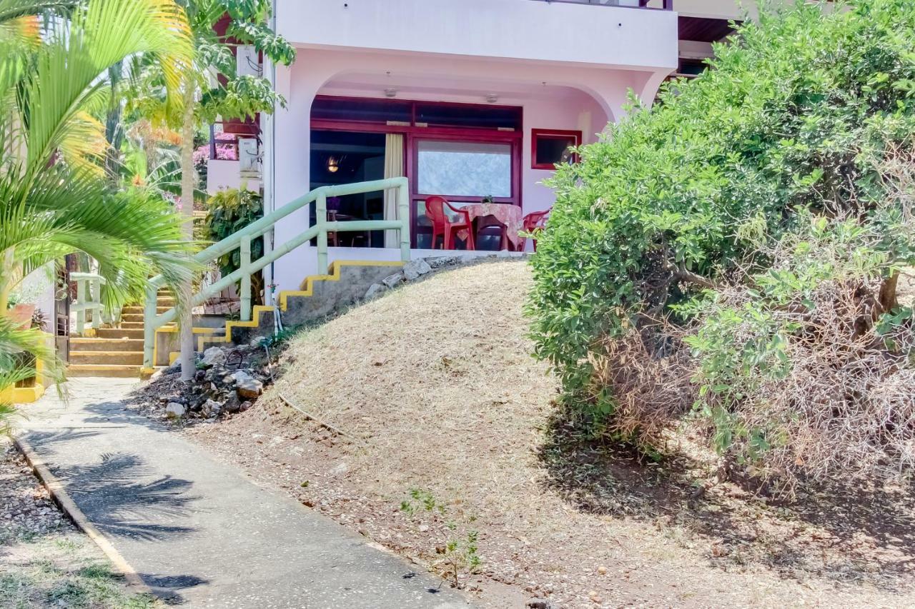 Flamingo Marina Resort Pacific North Coast Exterior foto