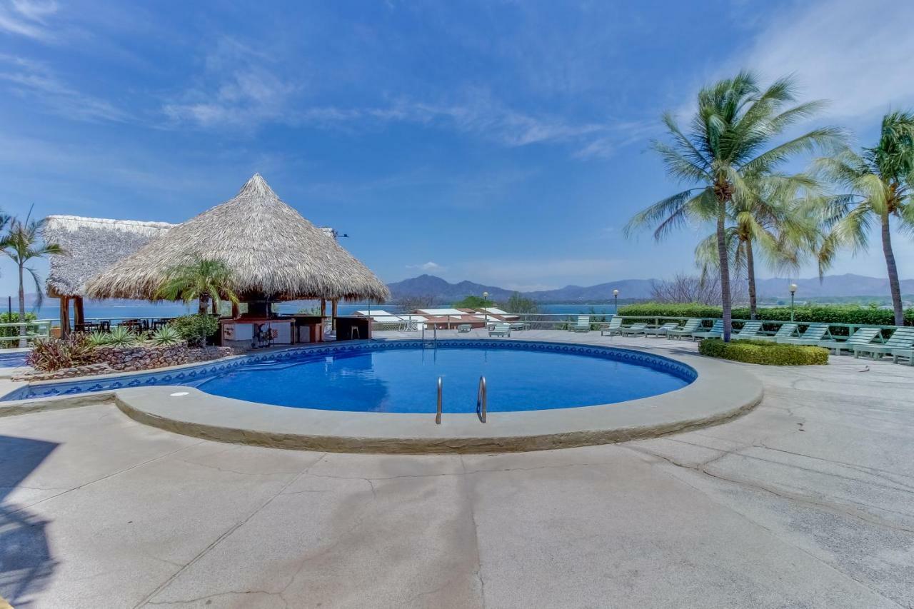 Flamingo Marina Resort Pacific North Coast Exterior foto
